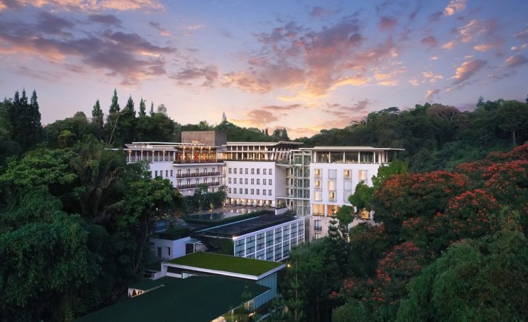 Menginap Nyaman di Bandung: 10 Hotel