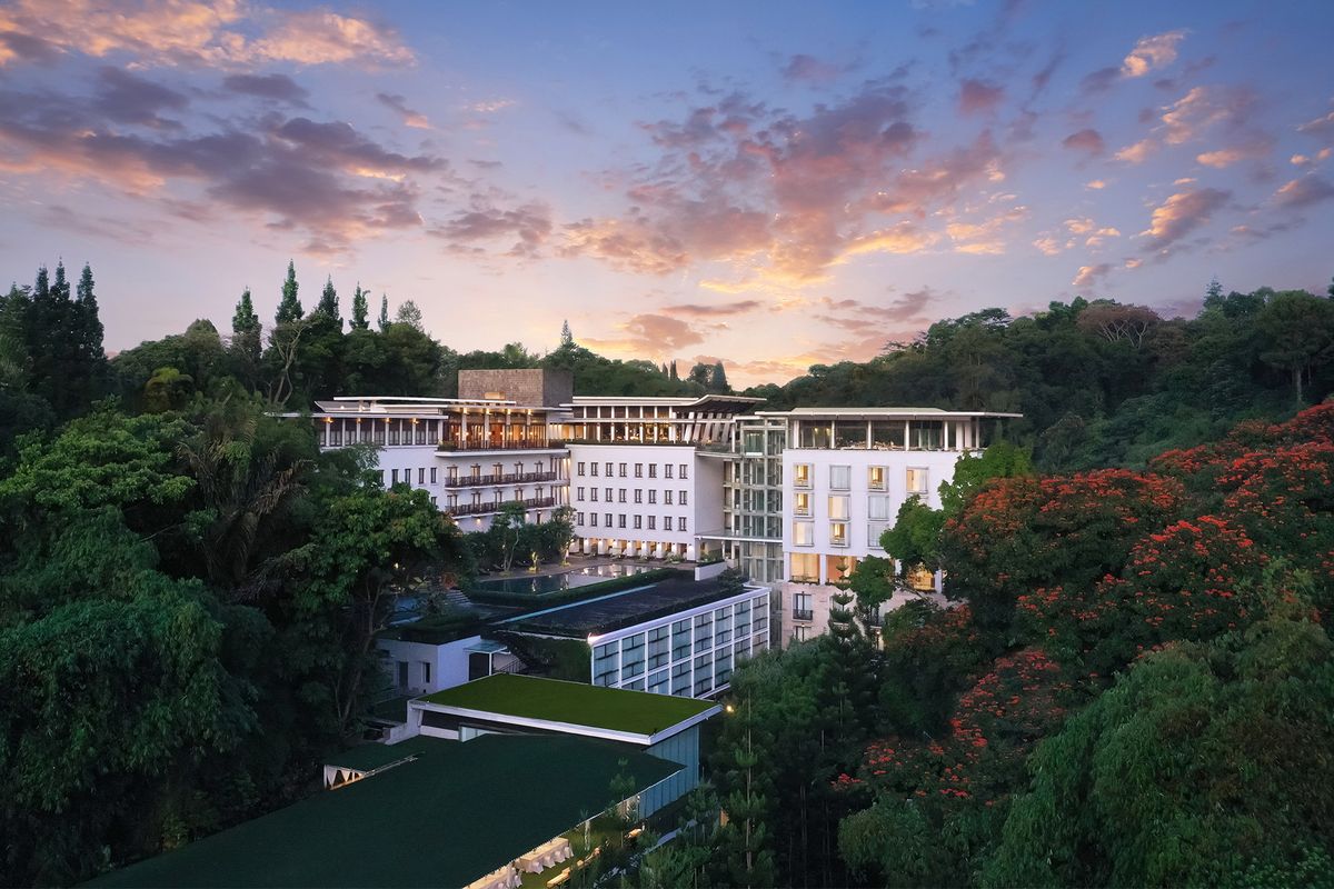 Menginap Nyaman di Bandung: 10 Hotel